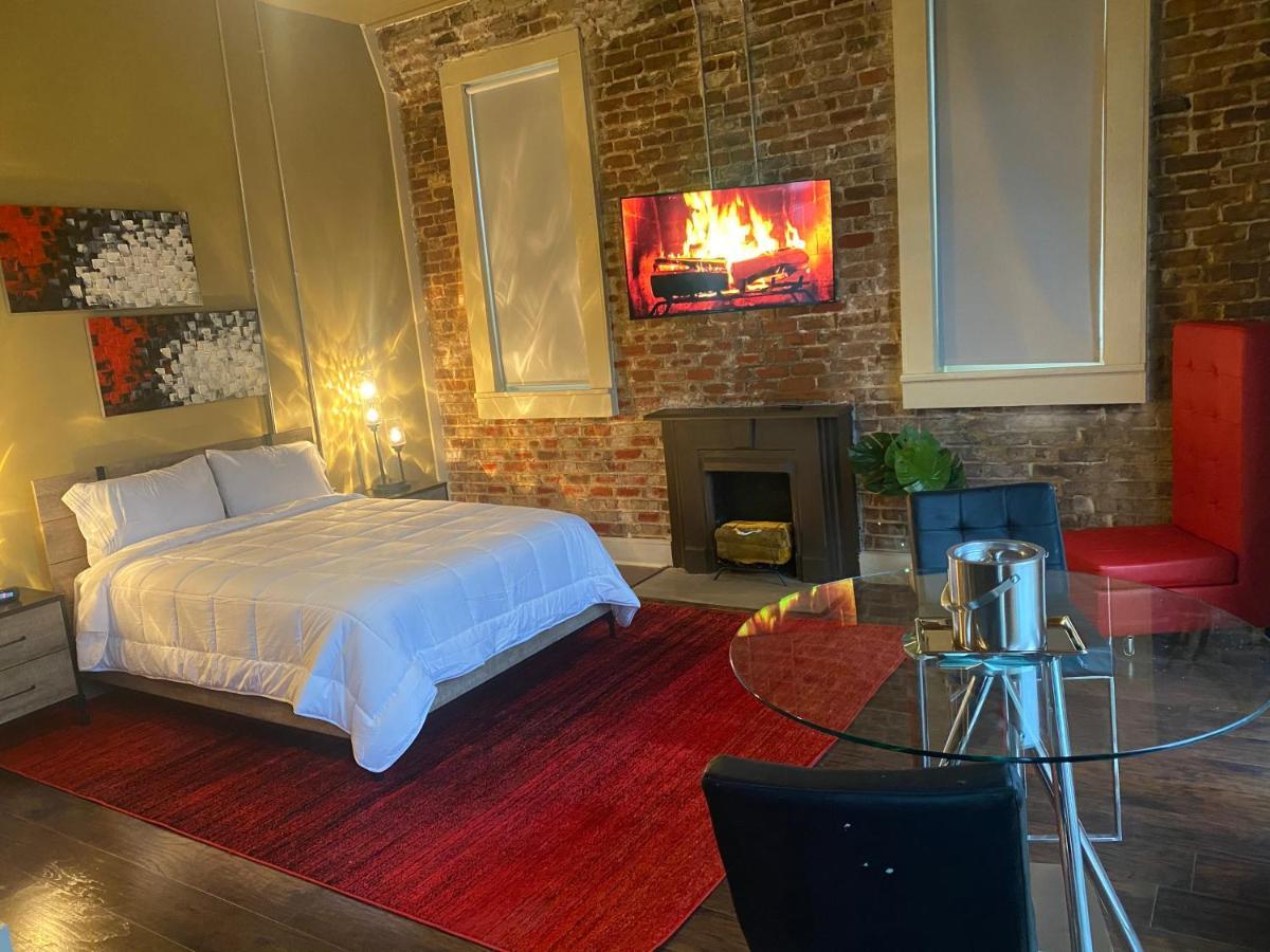 The Skylight Hotel Грийнвил Екстериор снимка