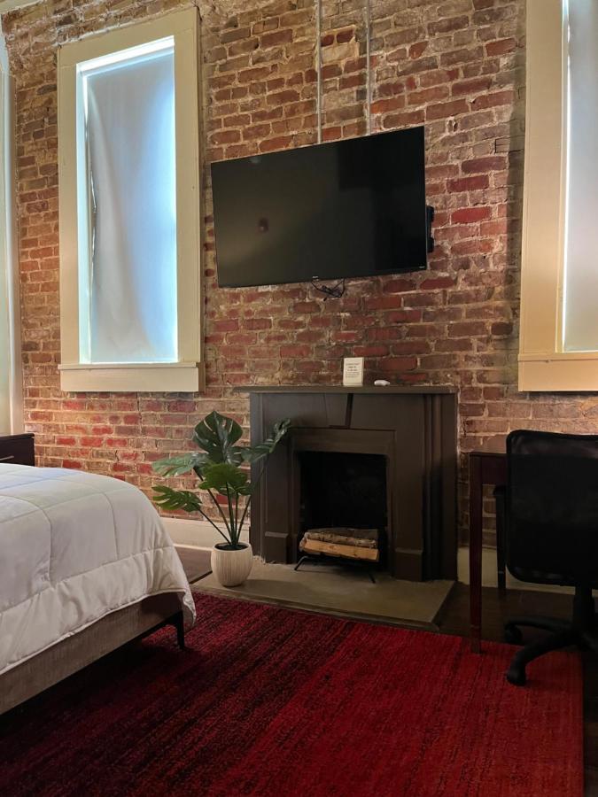 The Skylight Hotel Грийнвил Екстериор снимка